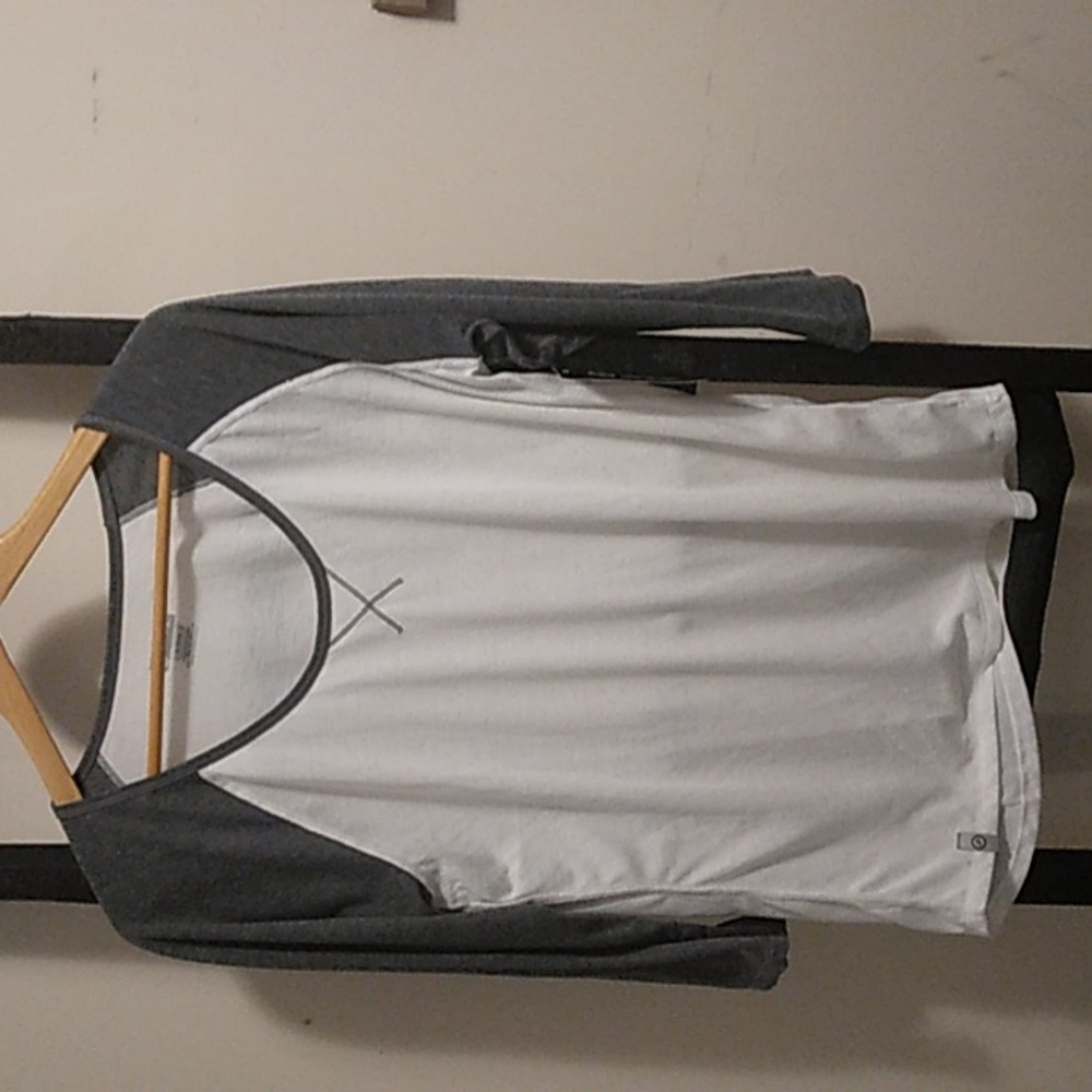 Women's Zoot Running Top NWT